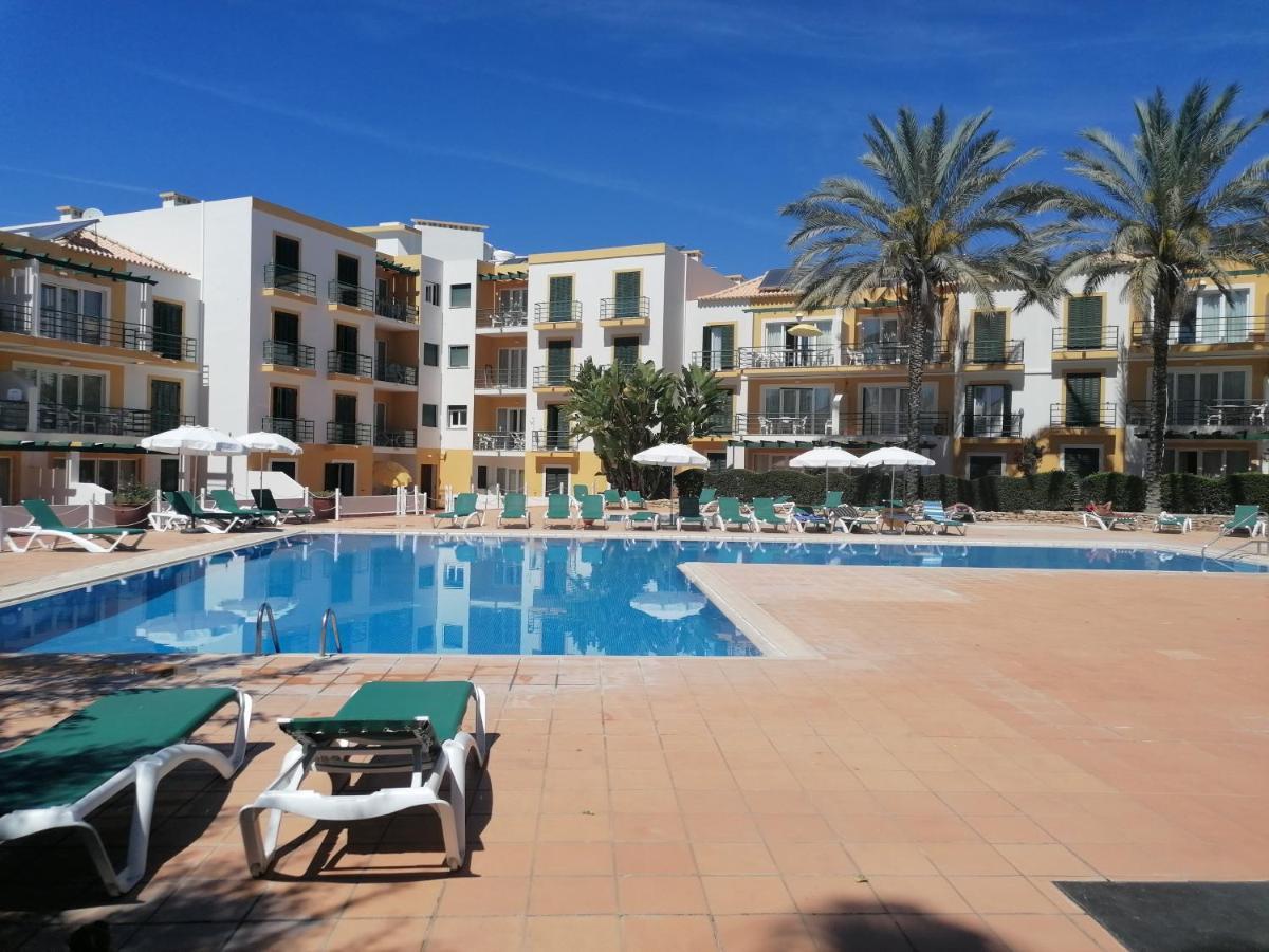 Apartamento 405 Em Urbanizacao Com Piscinas Apartment Тавира Екстериор снимка